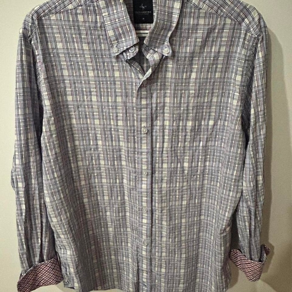 Tailorbyrd Collection white + blue plaid button-up shirt Size M